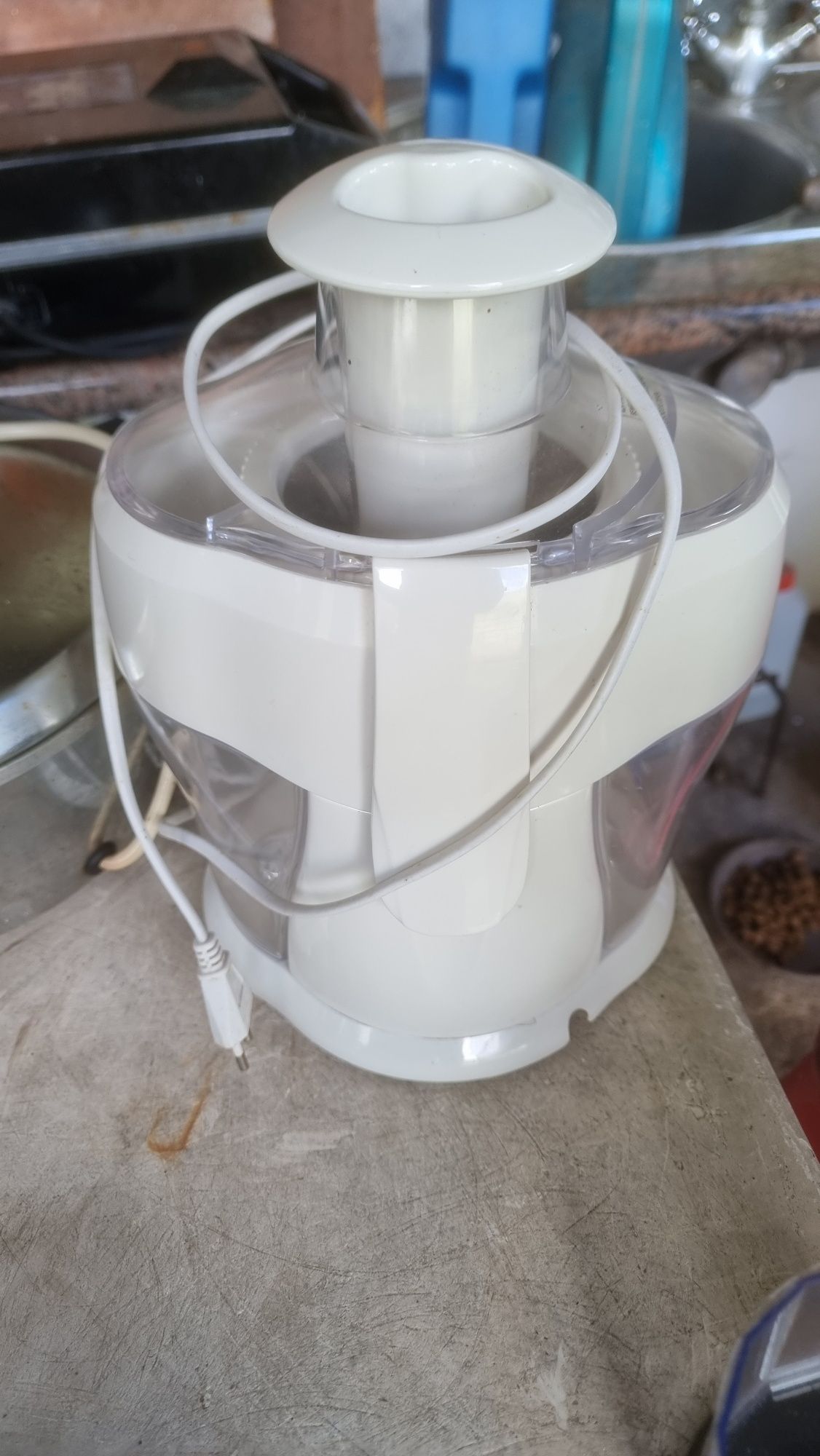 Utensílios cozinha e máquinas