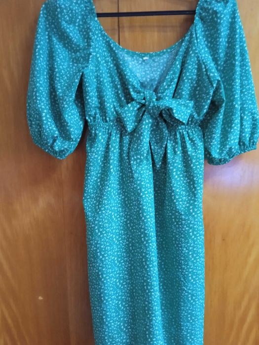 Легка літня сукня