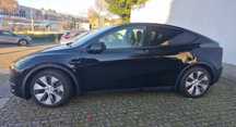 Tesla Model Y RWD