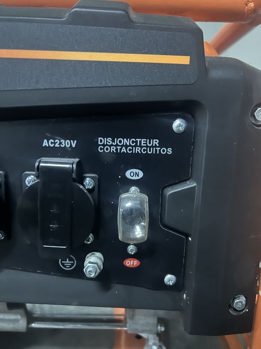 Бензиновий генератор FEIDER FG3000-A 2.8 кВт