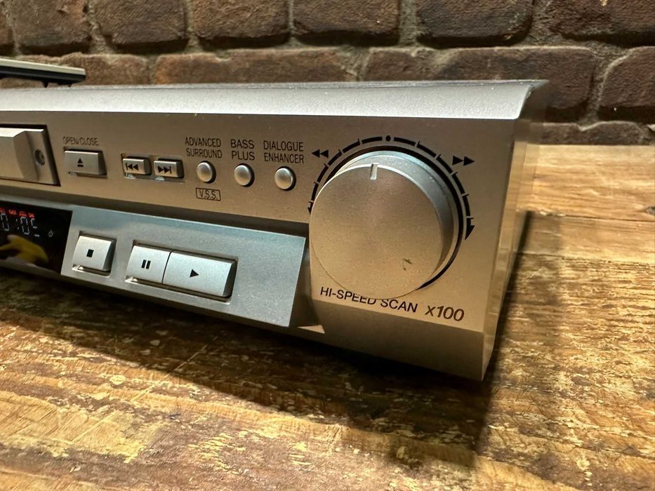 Odtwarzacz DVD Panasonic DVD-RV31
