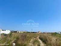 Terreno à Venda em Esmoriz de 1600m2 – Perto da Avenida da Praia