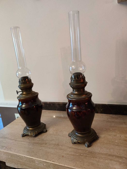 Piękna para Lamp naftowych Francja.