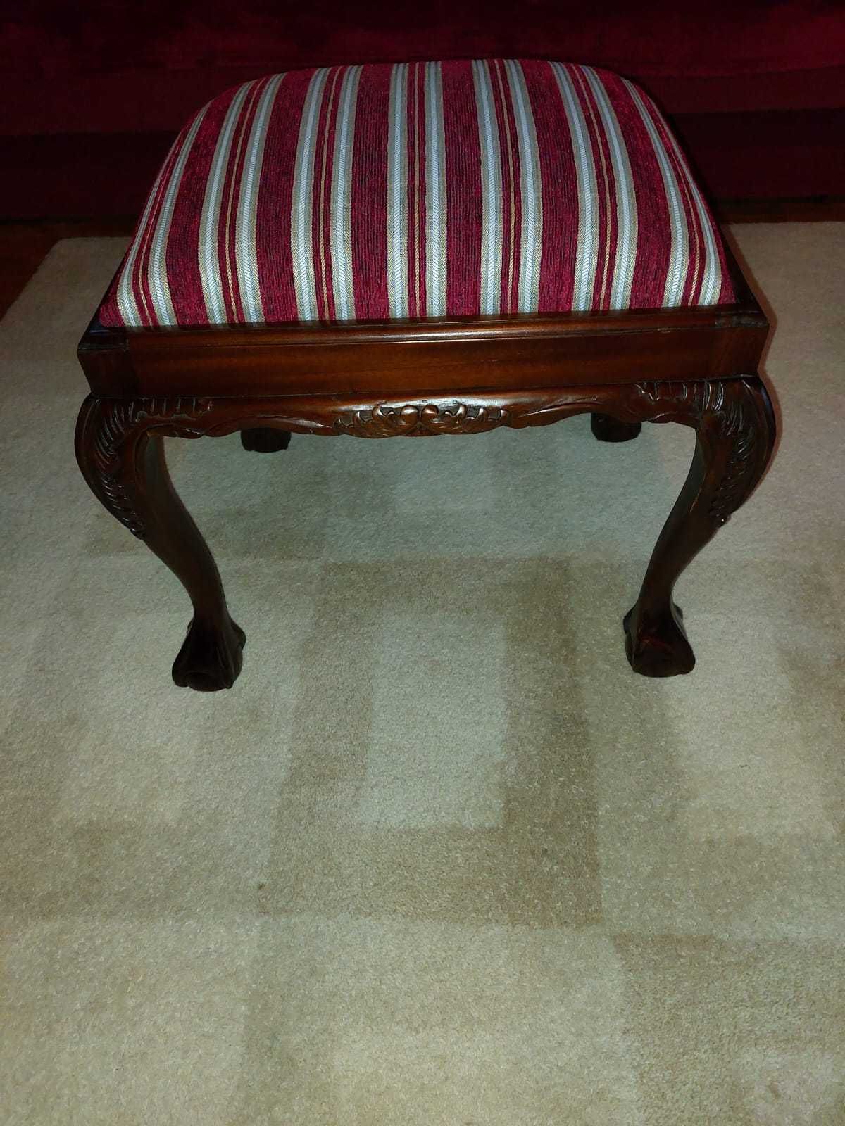Sprzedam stylową pufę- taboret