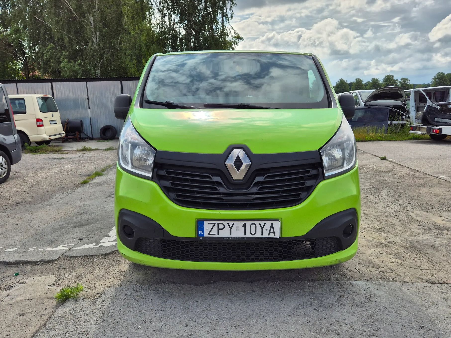 Renault Trafic Renault Trafic Sprzedam 2017r USZKODZONY SILNIK