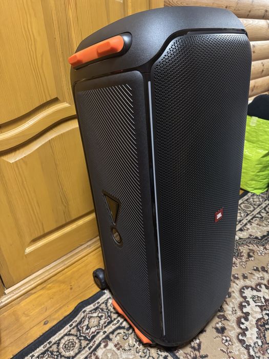 Портативная акустика JBL PartyBox 710