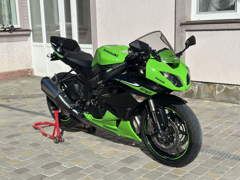 Kawasaki ZX6R 2010 з Японії !