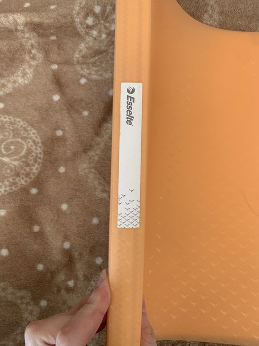 Album ofertowy Esselte 80 koszulek/segegator z koszulkami