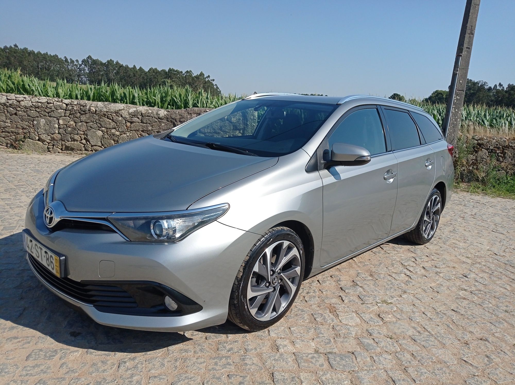 Toyota Auris 1.4D4D pack tekno + sport