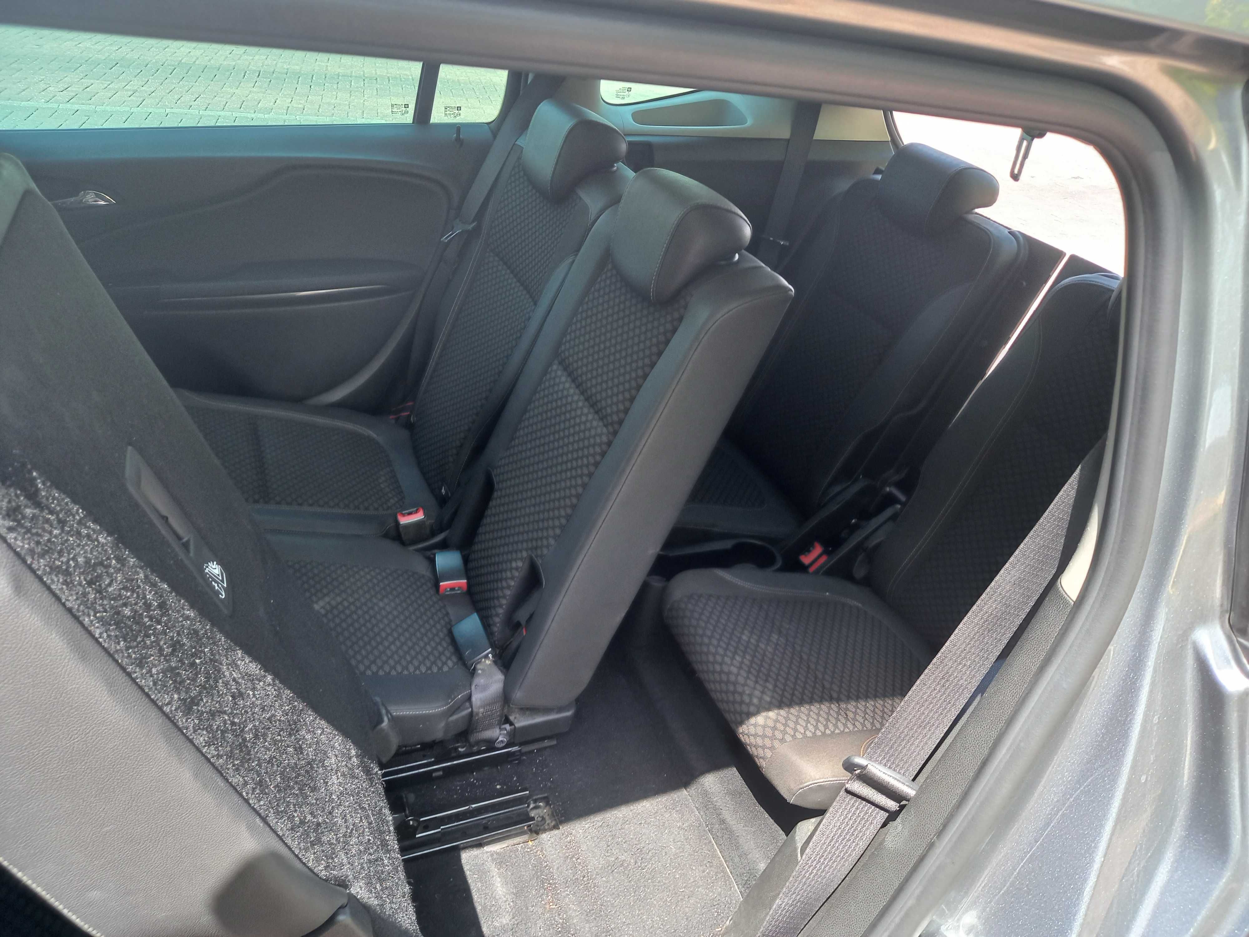 2018 Opel Zafira Tourer - 7 lugares
