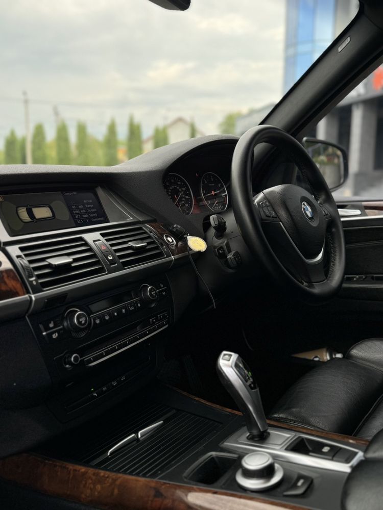 BMW X5 E70 3.0D 2008 рік не розмитнений правмй руль!