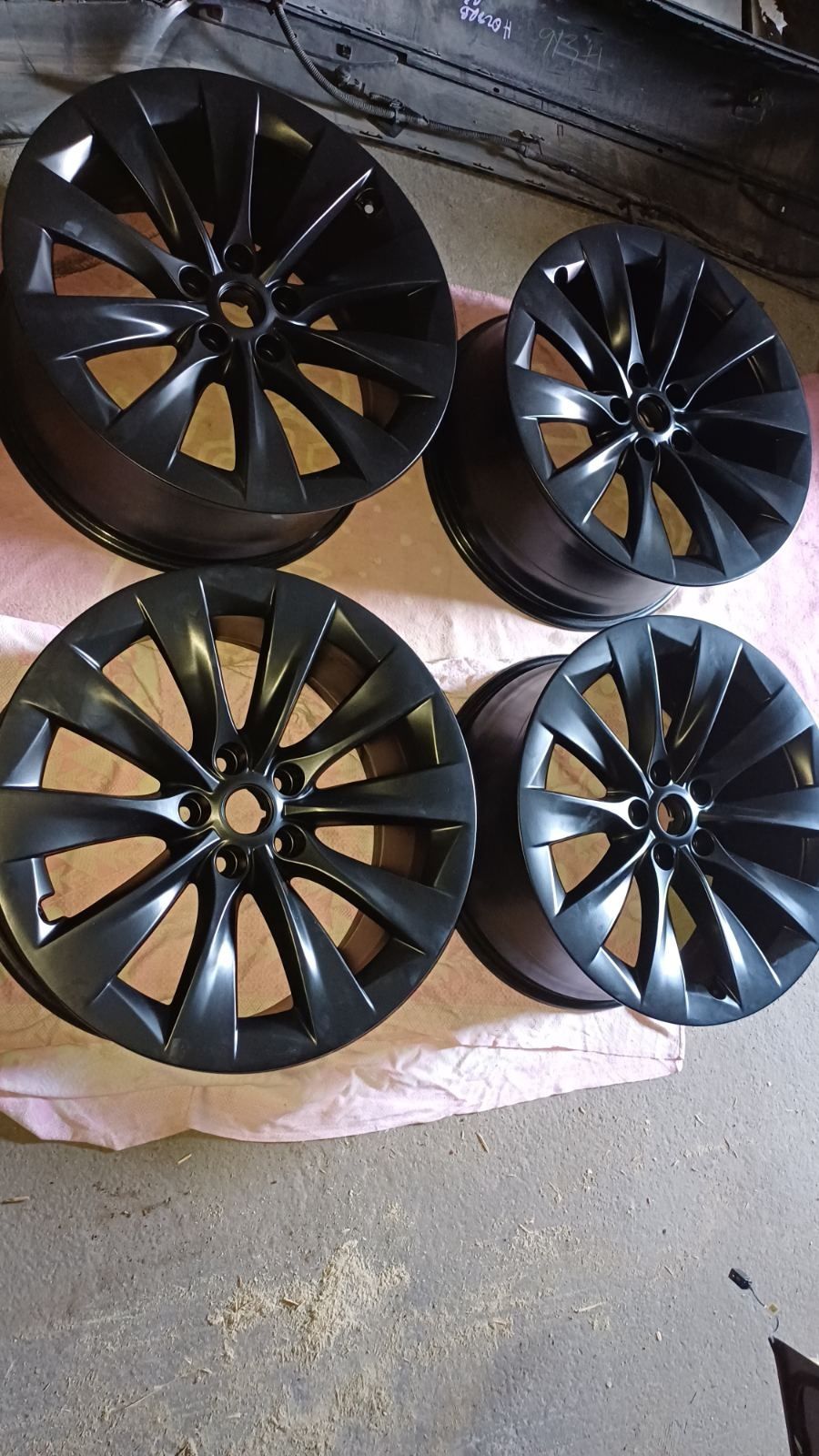 Комплект дисків R20 Tesla Model X