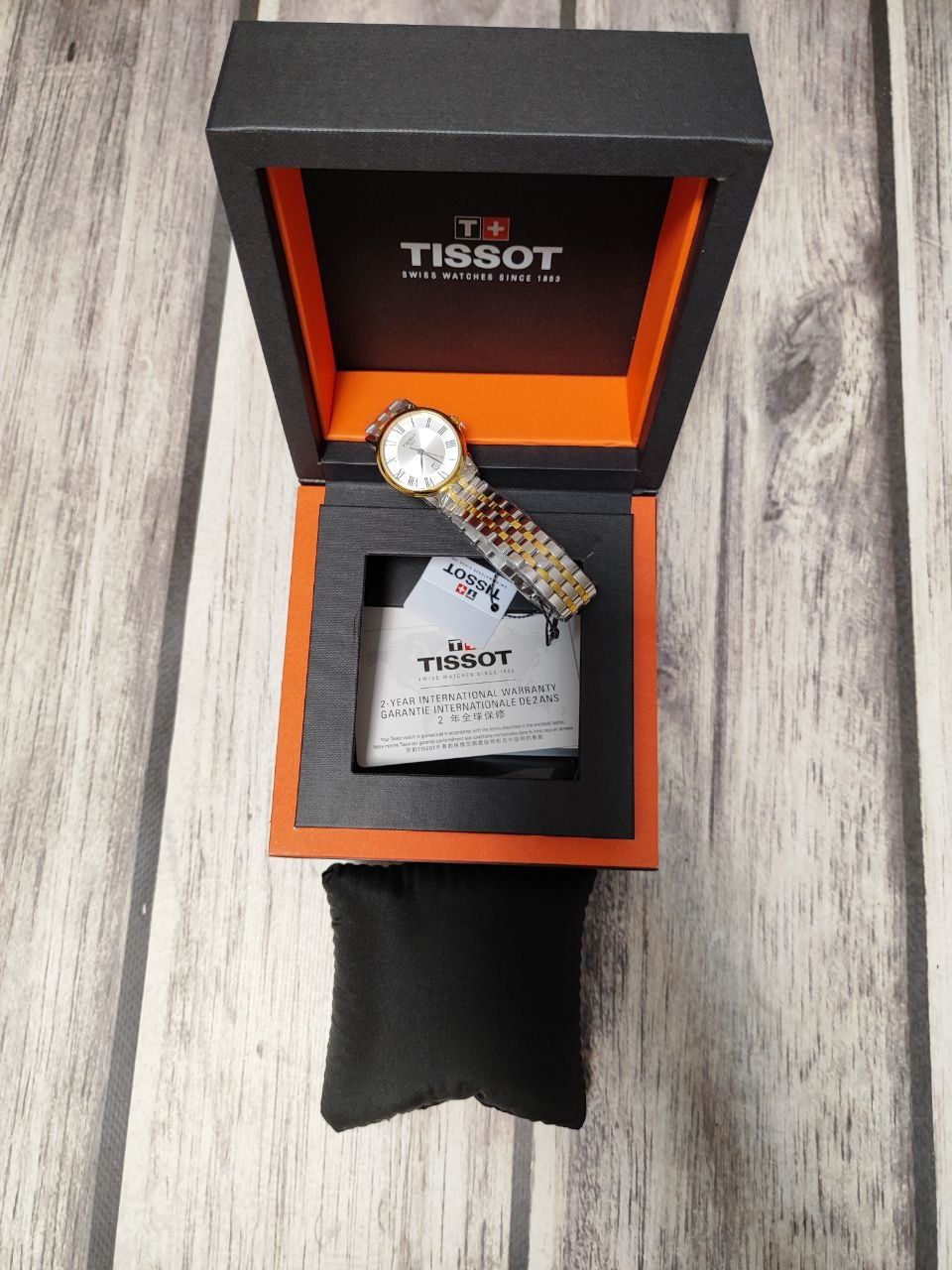 Годинник Tissot жіночий