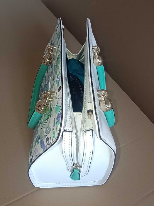 Torebka Dissona, jak nowa, turkus, kwiaty