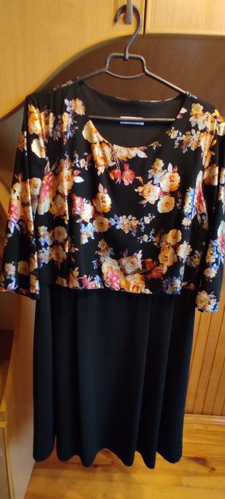 Продам жіночі  плаття .