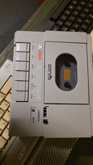 Atari 800XL  XC12