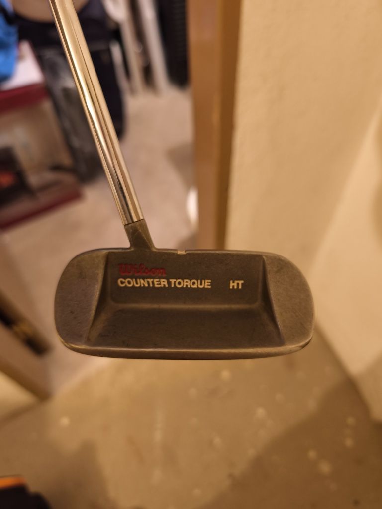 Taco de golf putter Wilson counter torque ht13