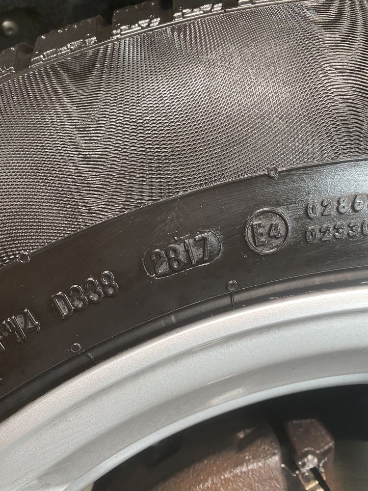 Зимова резина шини 255/60 r18 з дисками audi q7 4 m