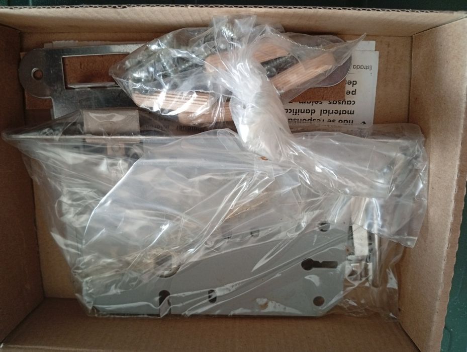 fechadura completa com Puxadores TUPAI em inox