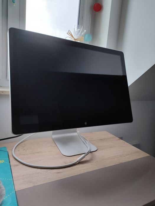 Monitor Apple Cinema Display A1267 , 24'