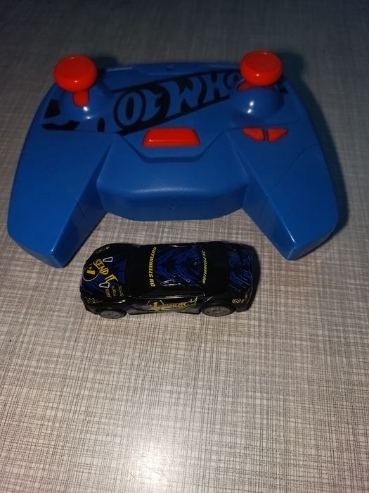 Hot wheels mega zestaw