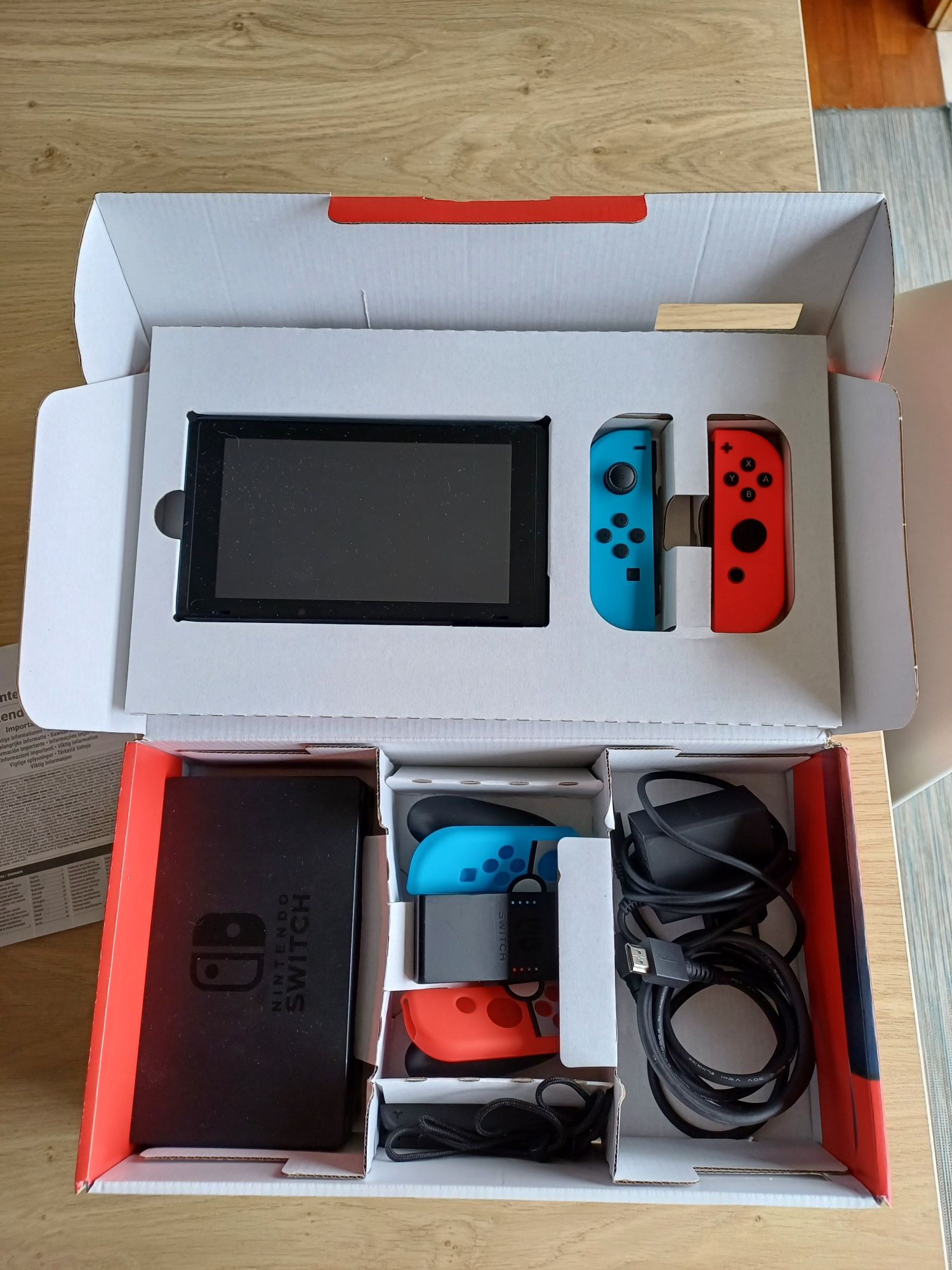 Nintendo Switch Consola Portátil [ler descrição]