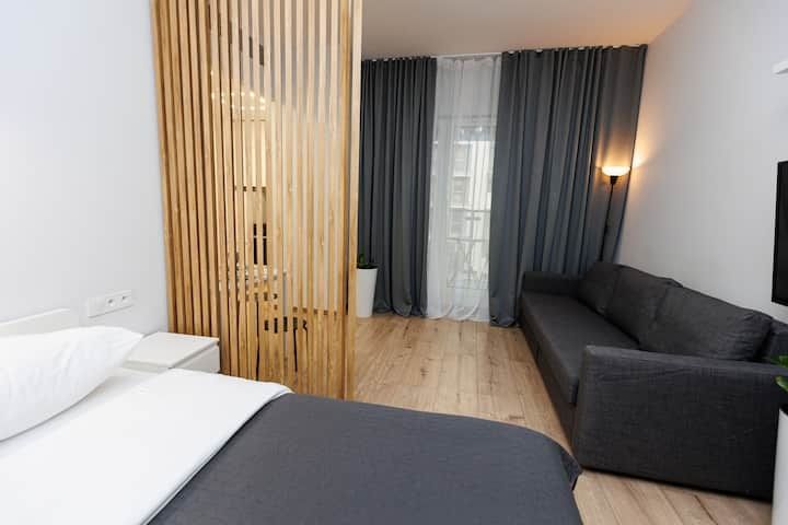 Studio*Bliska Wola*Od zaraz