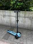 Scoot and Ride LED ze świecącymi kółkami