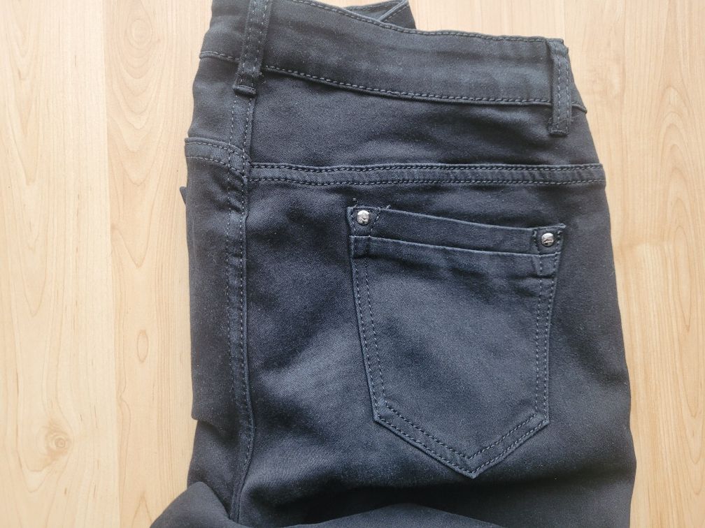 Spodnie damskie czarne jeans