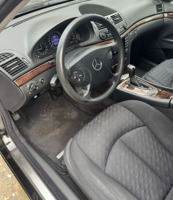 Свіжо-приганий Mercedes-benz e200 w211 1.8 kompressor 2004 рік