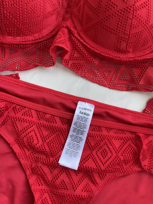 Новий купальник від Janina