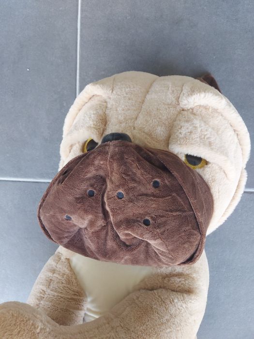 Cão Peluche Gigante