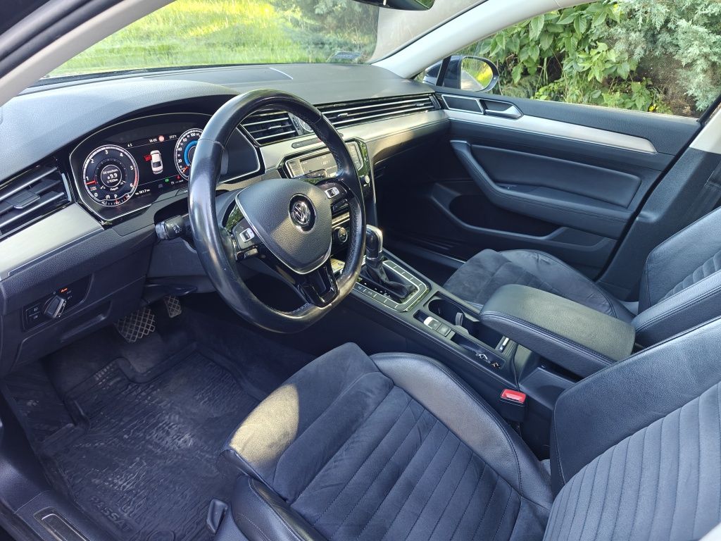 Passat B8 Highline 2.0 TDI 150 KM / DSG / Virtual Cockpit