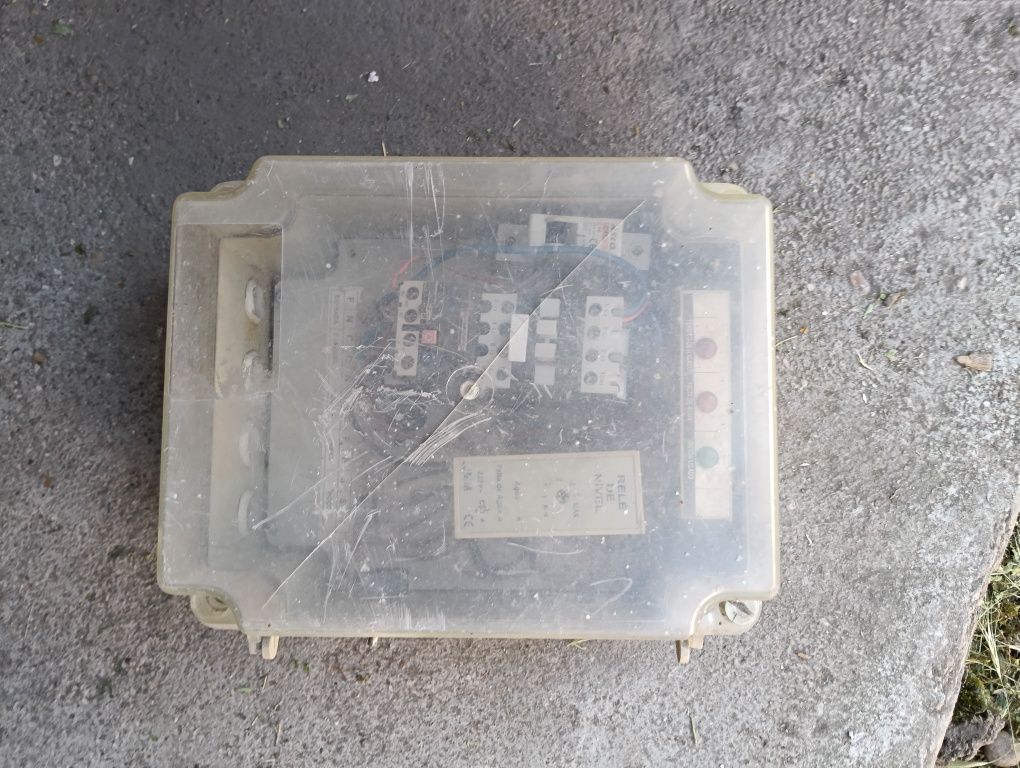 Quadros para ligações eletricas