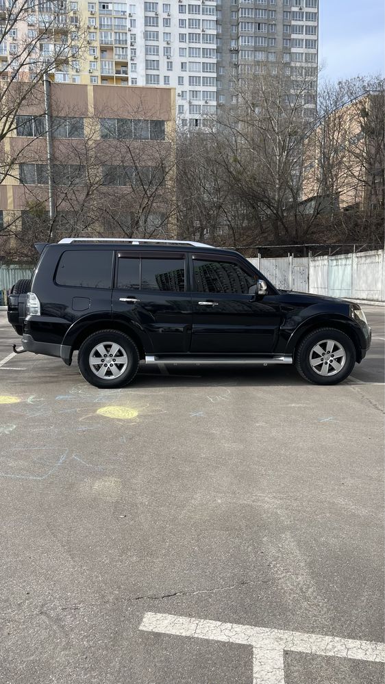 Продам Mitsubishi Pajero Wagon 2008