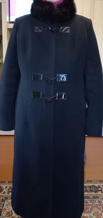 Пальто розміру 52