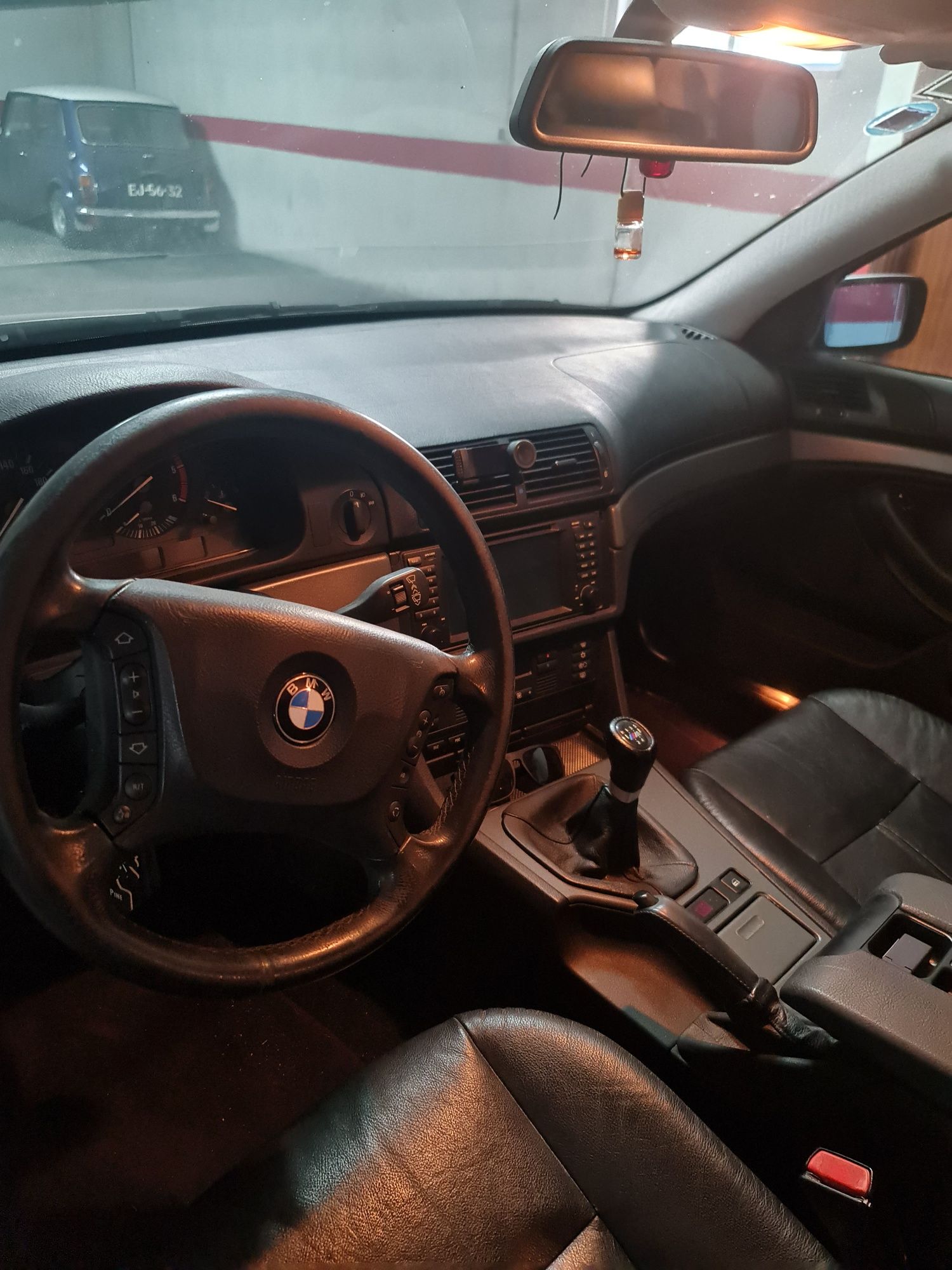 E39 530d fase 2. Troco por moto