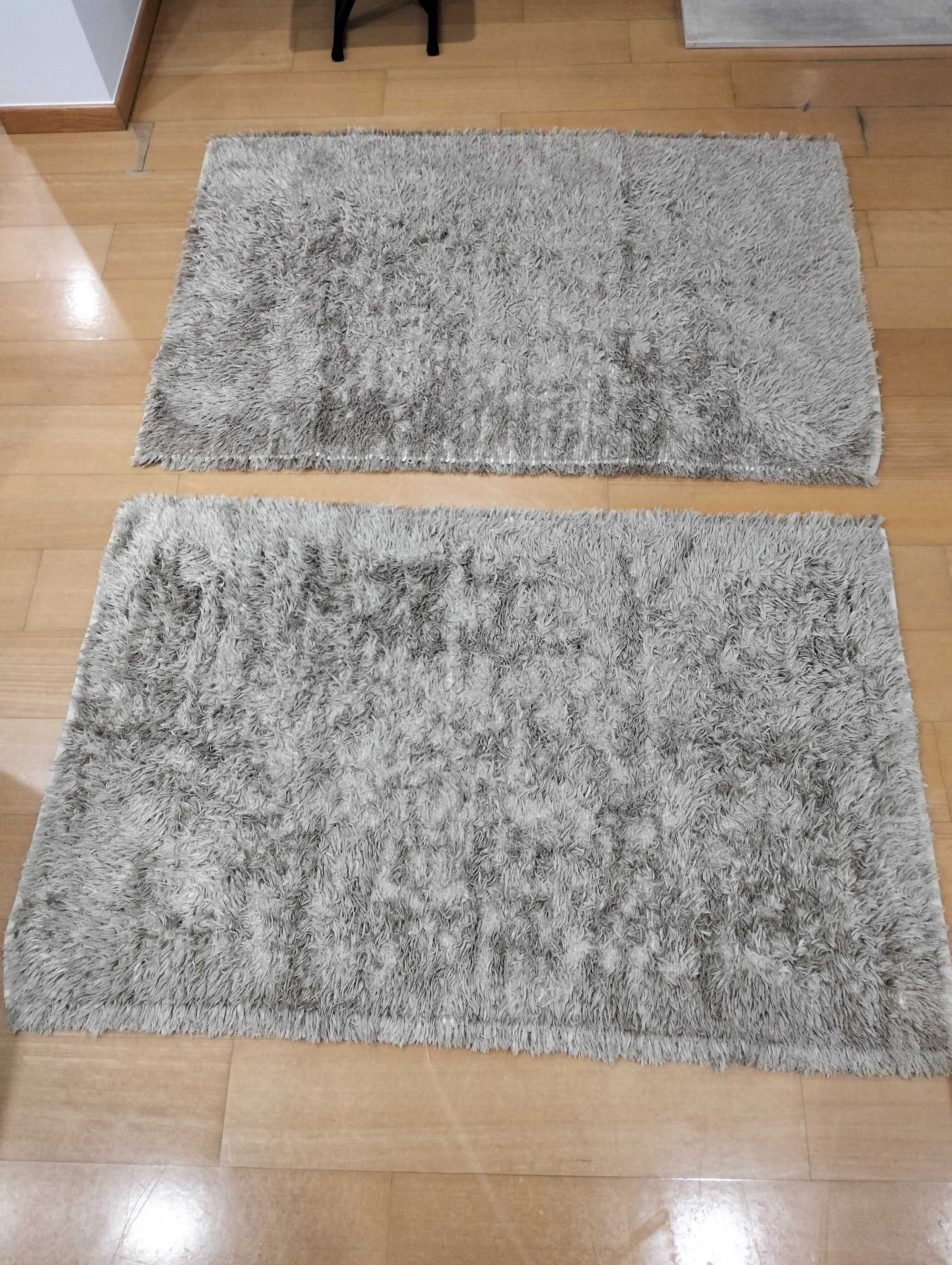 Conjunto de 2 tapetes de quarto (tons bege) - Medidas 1,55mx1m