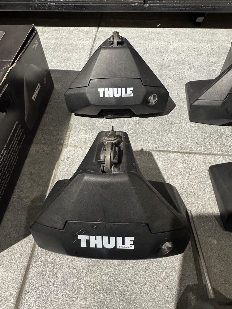 Stopy Thule WingBar Evo 7105