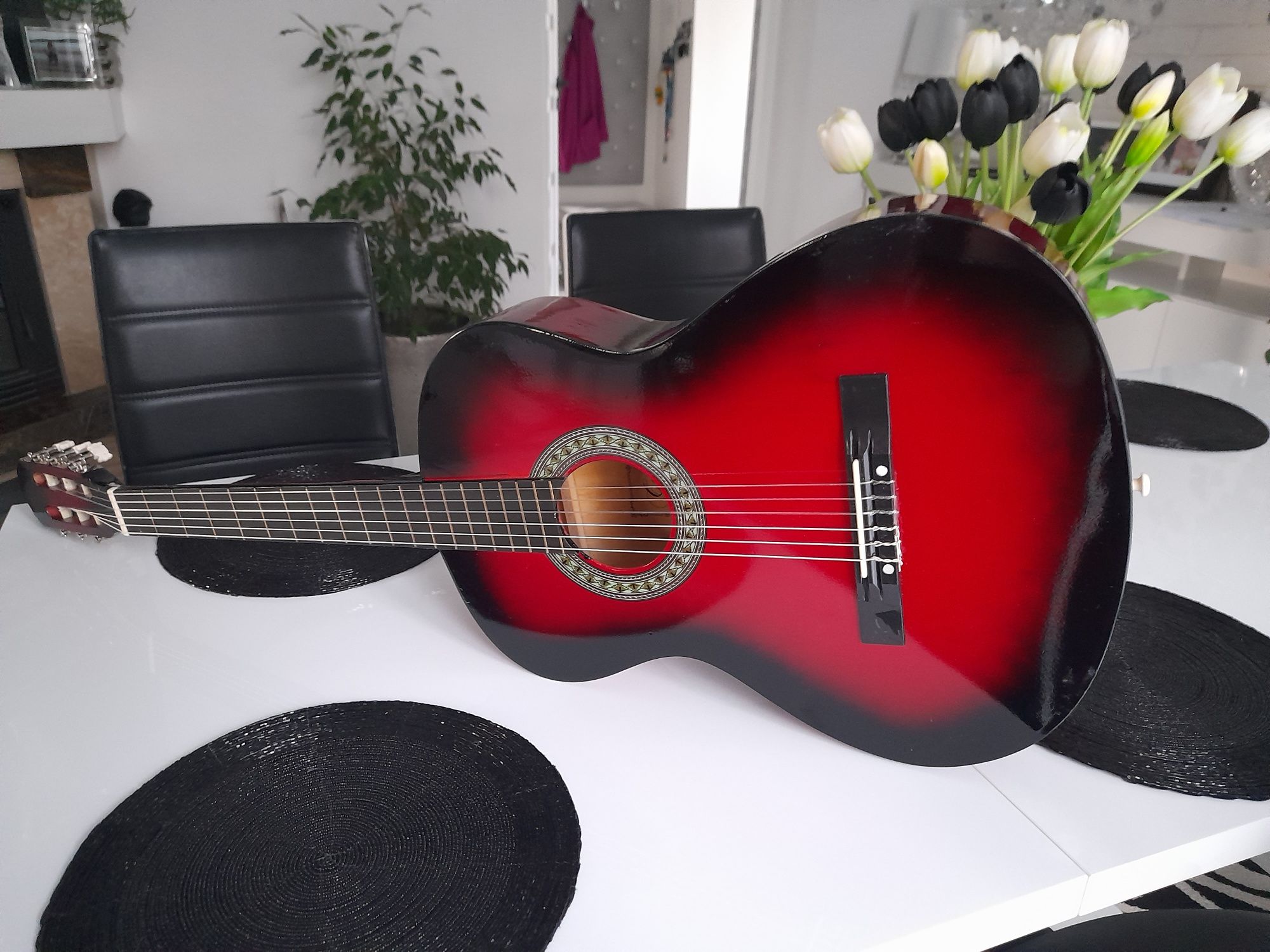 Gitara klasyczna rozmiar 4/4 piękna czerwień