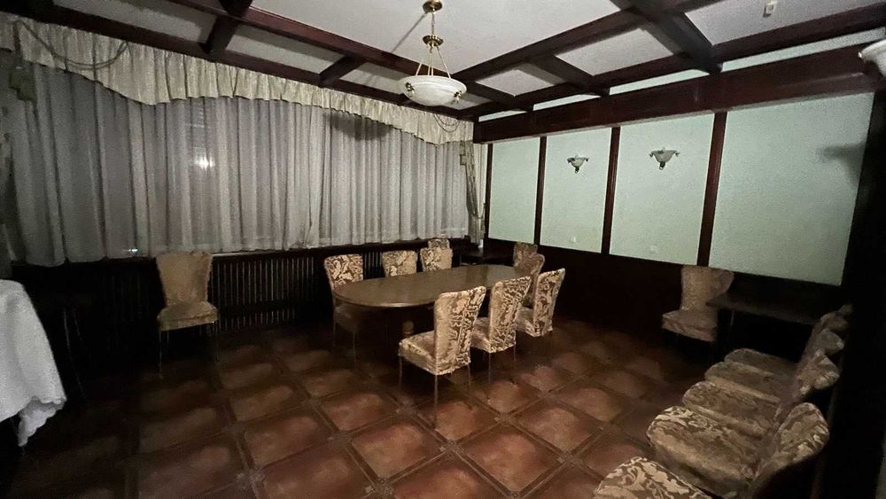 БЕЗ % Поминальный зал, кафе,  Дарницкий р-н. Ул. Харьковское шоссе 57