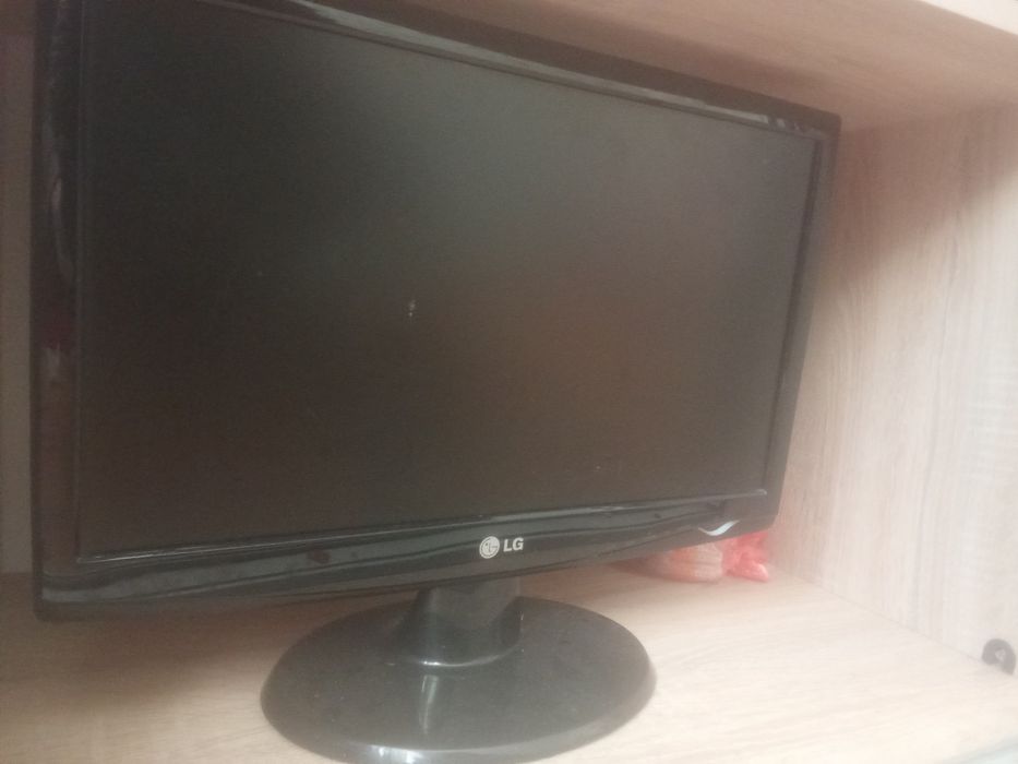 Продам срочно комп'ютер