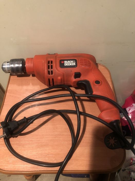 Продам дрель Black Decker