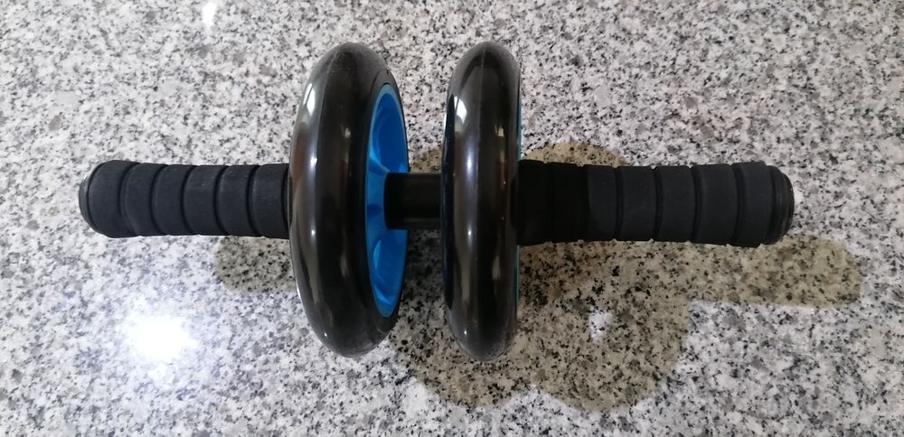Rolo de abdominais novo a estrear