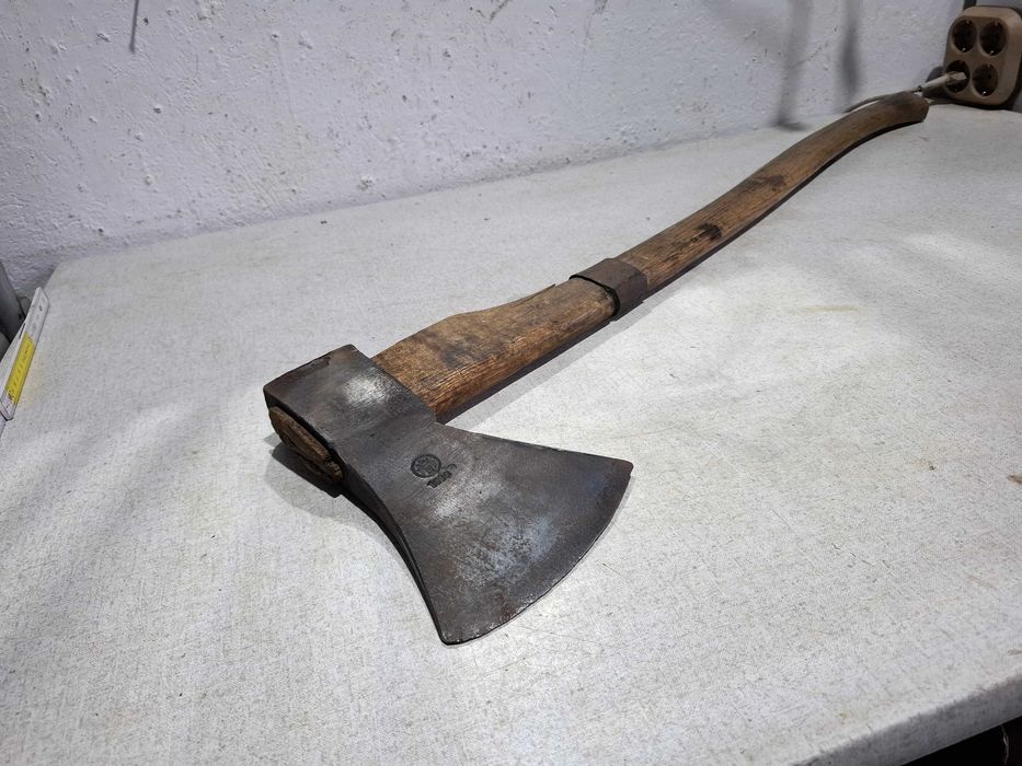 STARA MARKOWA SIEKIERA SYGNOWANA Ochsenkopf 1600g z trzonkiem