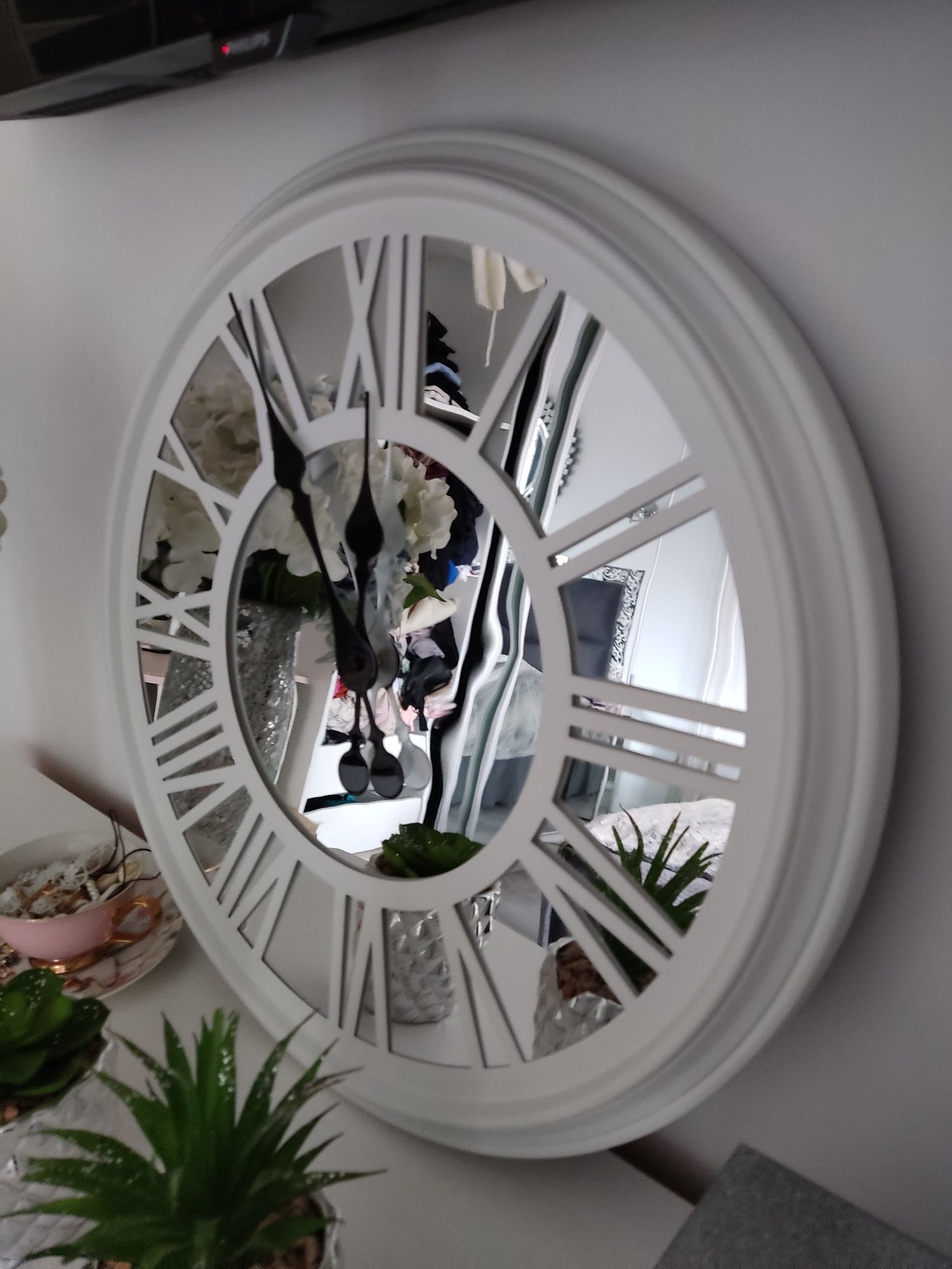 Zegar wiszący biały lustrzany w stylu glamour i vintage nowy