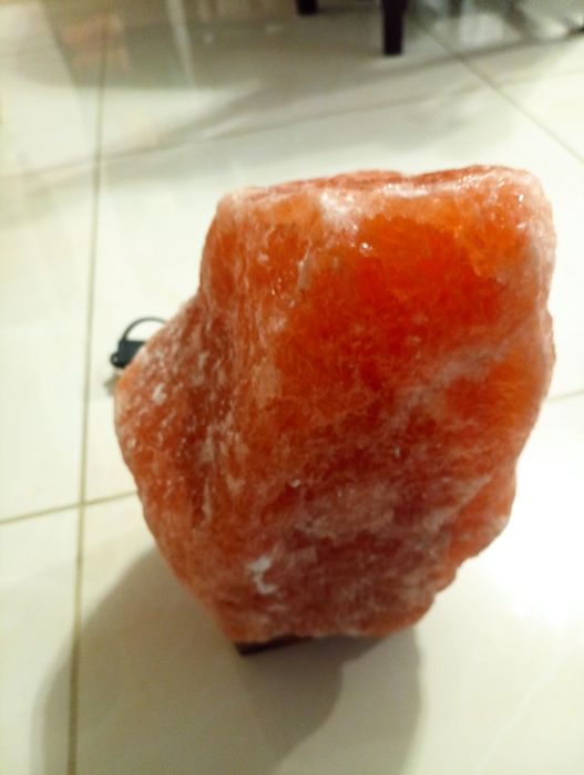 Lampka solna na biurko