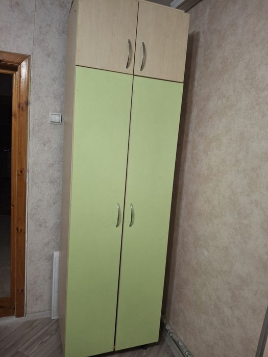 Продам шафу у використанні була мало