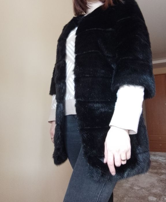 Продам женский полушубок