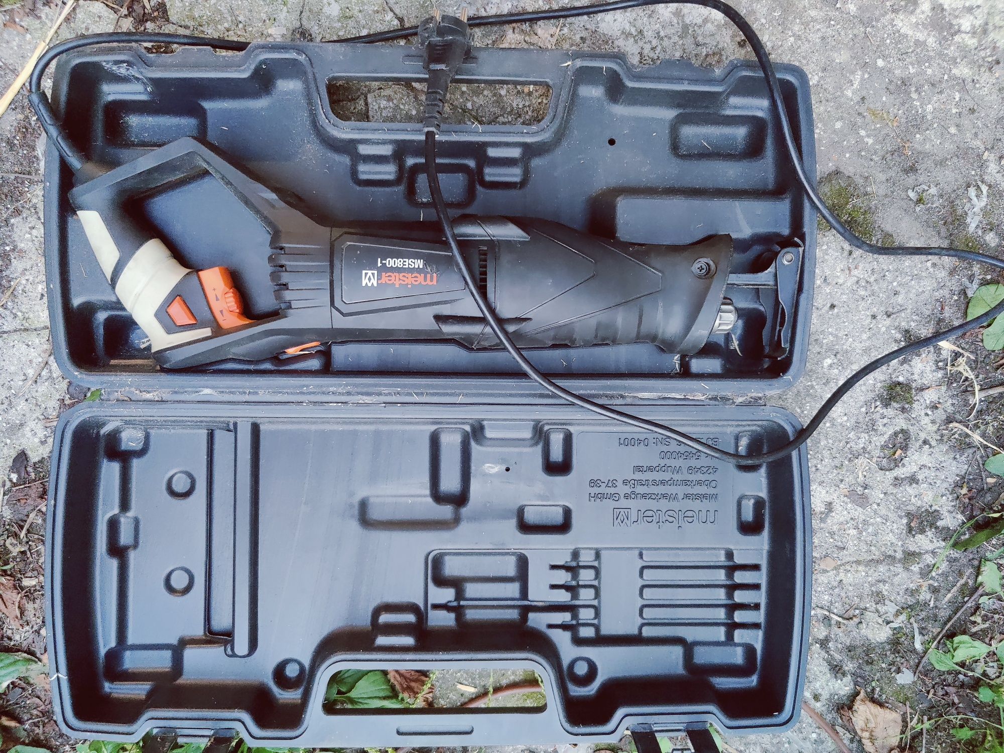 Продам сабельну пилку Workzone 220В.